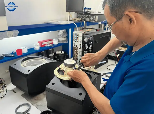 Dịch Vụ Sửa Loa Máy Tính Bị Mất Tiếng 1 Bên Tại Sửa Điện Tử Có Những Lợi Ích Gì? Dịch Vụ Sửa Loa Máy Tính Bị Mất Tiếng 1 Bên Tại Sửa Điện Tử Có Những Lợi Ích Gì?