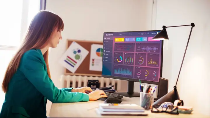 Màn Hình Máy Tính Xoay Dọc