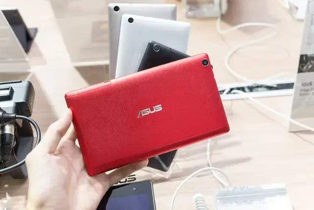 Những Điểm Nổi Bật Của Asus Zenpad C 7.0