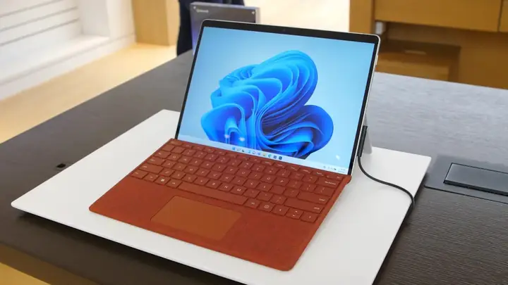 Microsoft Surface Pro 8 Microsoft Surface Pro 8