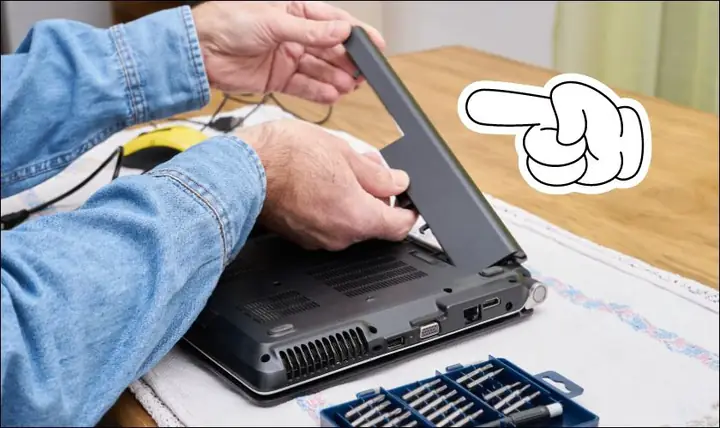 Gỡ Pin Khỏi Laptop