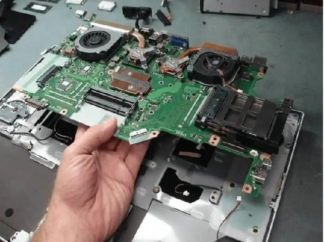 Laptop Dell Bật Không Lên Màn Hình