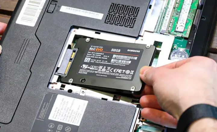Laptop Dell Mở Không Lên Nguồn Do Phần Cứng