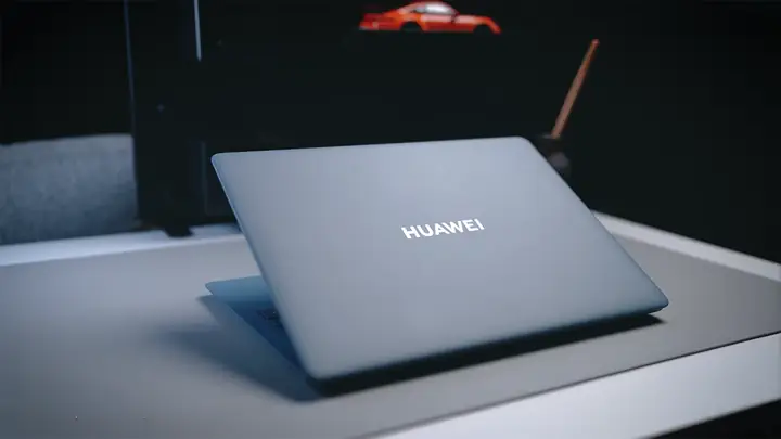 Trên Tay Huawei Matebook X Pro 2024 Với Thiết Kế Mỏng Nhẹ, Sang Trọng