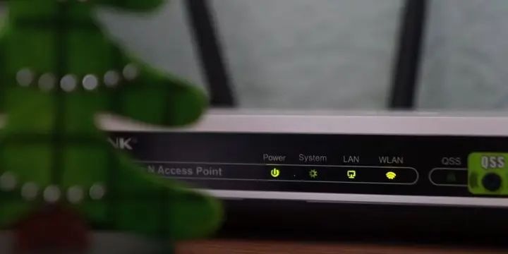 Khởi Động Lại Router Hoặc Modem