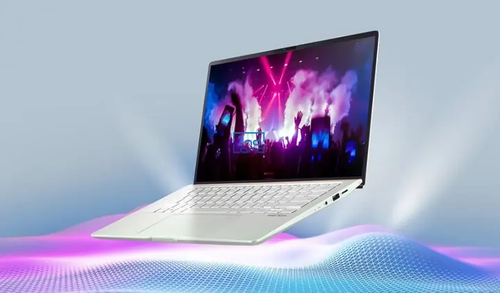 Laptop Cũ Mỏng Nhẹ