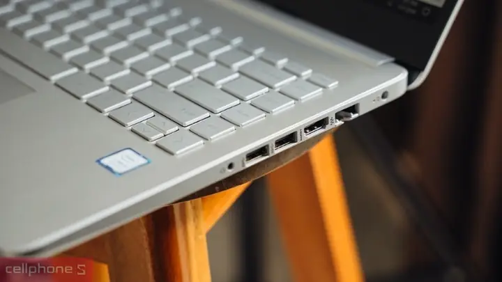 Máy Tính Hp Có Đa Dạng Cổng Kết Nối Máy Tính Hp Có Đa Dạng Cổng Kết Nối