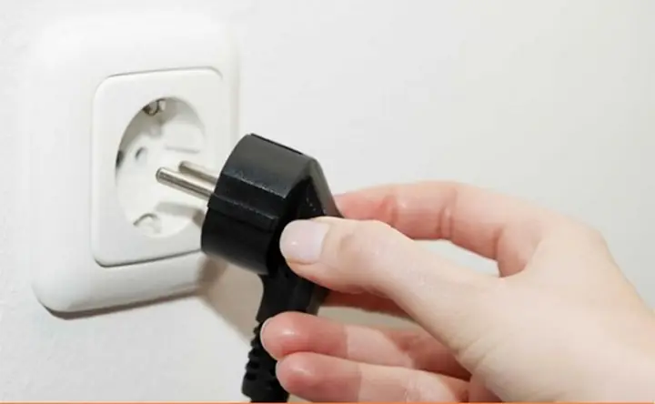 Bước 2: Kiểm Tra Và Thay Thế Nguồn Điện Bước 2: Kiểm Tra Và Thay Thế Nguồn Điện