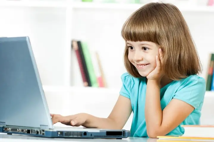 Các Tính Năng Cần Có Ở Phần Mềm Hỗ Trợ Giám Sát Máy Tính
