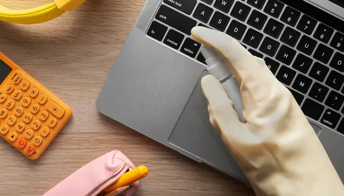 Vệ Sinh Máy Tính Định Kỳ Để Tránh Gặp Phải Lỗi Máy Tính Bị Đơ?