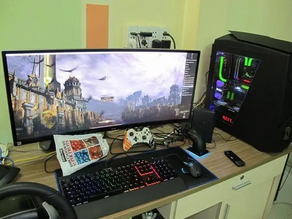 Bàn Phím, Chuột Và Case