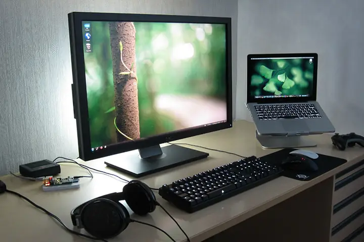 Trên Thị Trường Hiện Nay Có Hai Loại Máy Tính Chính, Gồm Máy Tính Để Bàn Và Máy Tính Xách Tay. Nhưng Sự Khác Biệt Giữa Tuổi Thọ Của Chúng Là Rất Khác Nhau. Trên Thị Trường Hiện Nay Có Hai Loại Máy Tính Chính, Gồm Máy Tính Để Bàn Và Máy Tính Xách Tay. Nhưng Sự Khác Biệt Giữa Tuổi Thọ Của Chúng Là Rất Khác Nhau.
