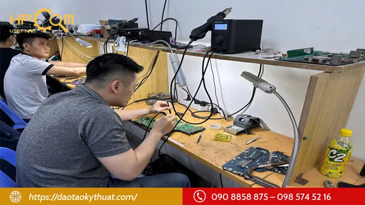 Đối Tượng Tham Gia Khóa Học