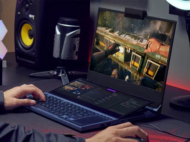Có Nên Vừa Cắm Sạc Laptop Vừa Chơi Game Không? Có Nên Vừa Cắm Sạc Laptop Vừa Chơi Game Không?