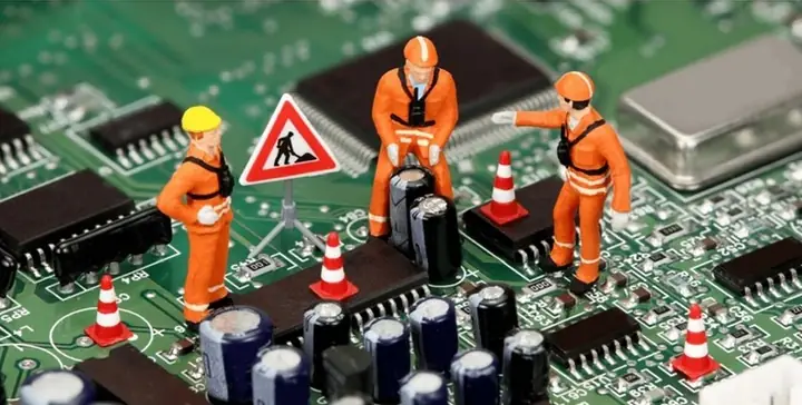 Các Dấu Hiệu Nhận Biết Main Máy Tính Đang Bị Lỗi