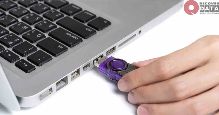 Dữ Liệu Vô Tình Bị Xóa