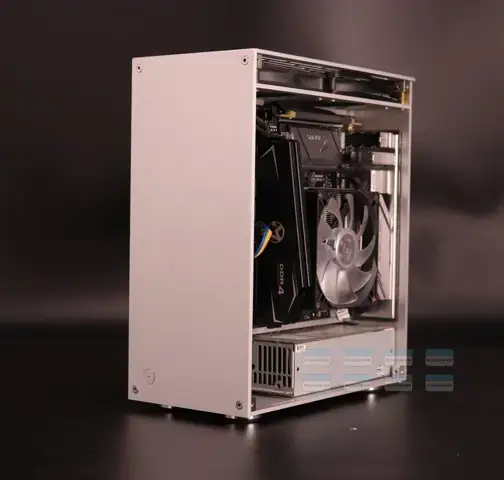 Vỏ Case Máy Tính Bằng Mica Là Gì?