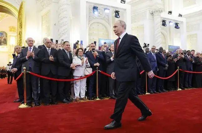 Chọn Vladimir Putin Làm Người Kế Nhiệm
