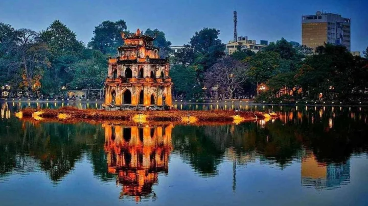 Top 10 Điểm Du Lịch Tại Hà Nội Hấp Dẫn Nhất 2026 Bảo tàng Dân tộc học Việt Nam