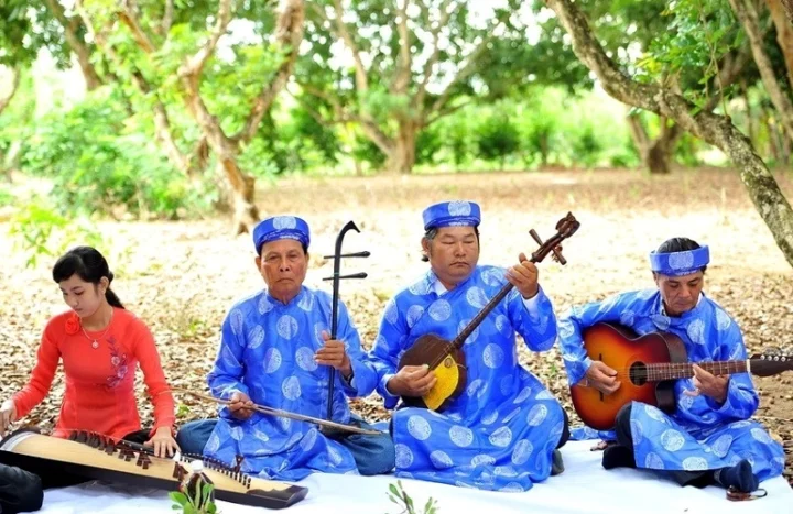 Đờn Ca Tài Tử Là Loại Hình Nghệ Thuật Truyền Thống Của Vùng Nào? Buổi biểu diễn Đờn ca Tài tử