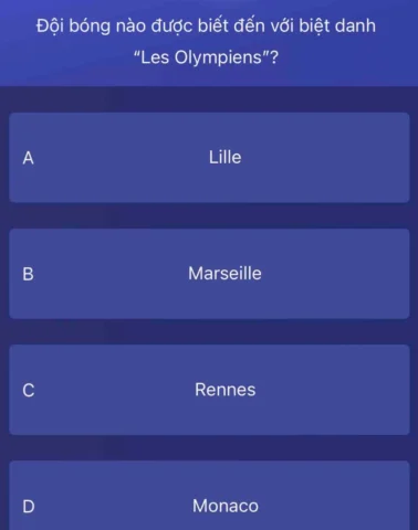 Đội bóng nào được biết đến với biệt danh “Les Olympiens”? Cầu thủ Olympique de Marseille ăn mừng bàn thắng