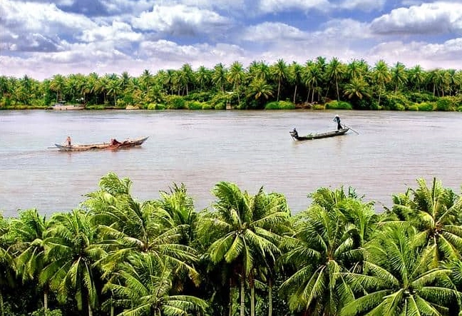 Hoạt động sông nước tại Cồn Quy