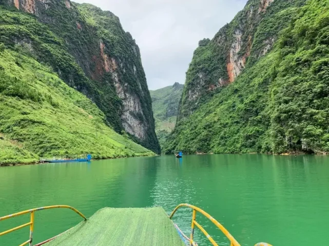 Kiến trúc cổ kính của Phố cổ Đồng Văn