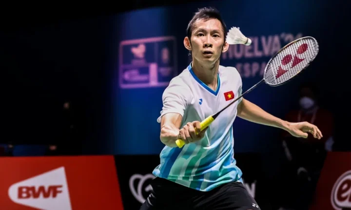 Môn thể thao nào đã giúp Nguyễn Tiến Minh nổi tiếng? Nguyễn Tiến Minh thi đấu cầu lông chuyên nghiệp