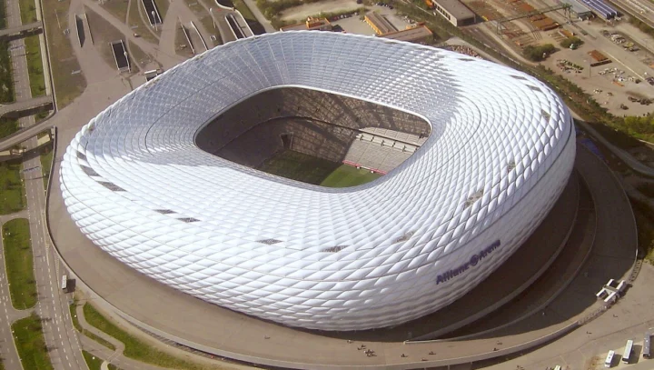 Sân vận động nào được chọn tổ chức trận chung kết UEFA Champions League 2024-2025?
