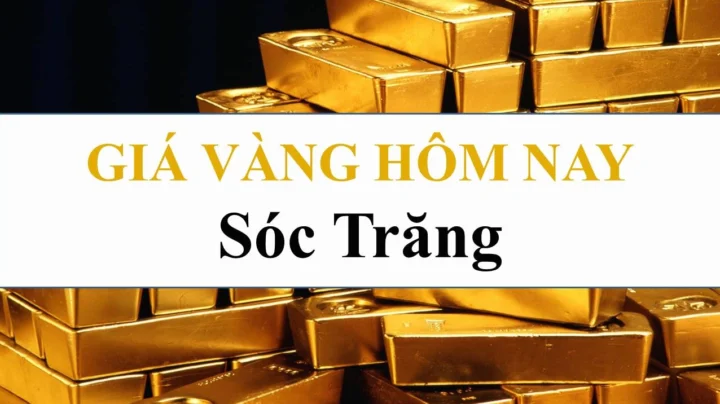 Giá Vàng Sóc Trăng Hôm Nay 2026: Dự Báo & Phân Tích Chuyên Sâu Người dân xem giá vàng tại cửa hàng ở Sóc Trăng